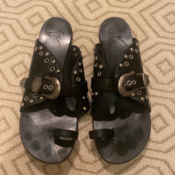 Giuseppe sandals